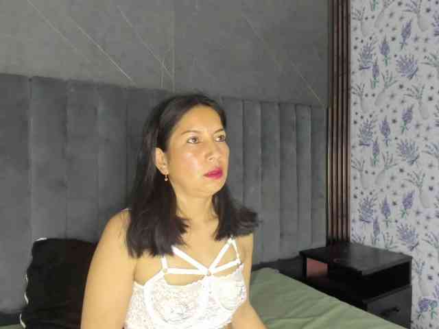 MeganCollinss MeganCollinss