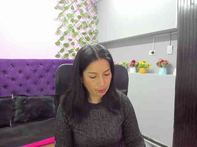 MeganCollinss webcam