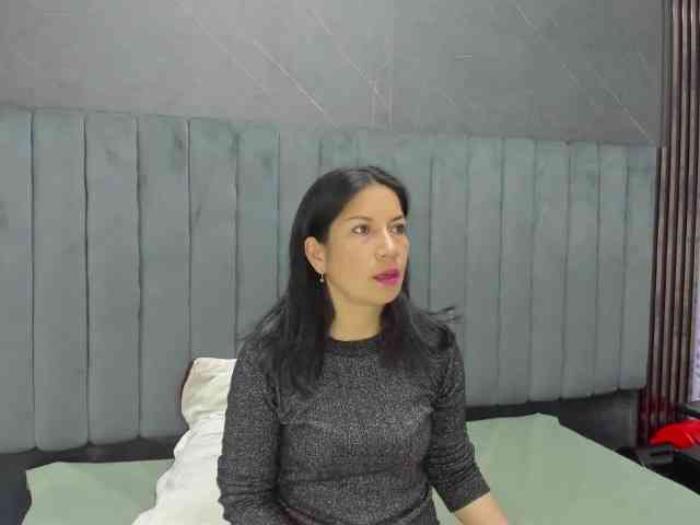 MeganCollinss webcam