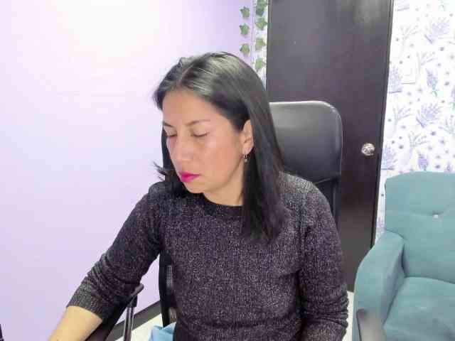 MeganCollinss webcam