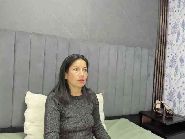 MeganCollinss webcam