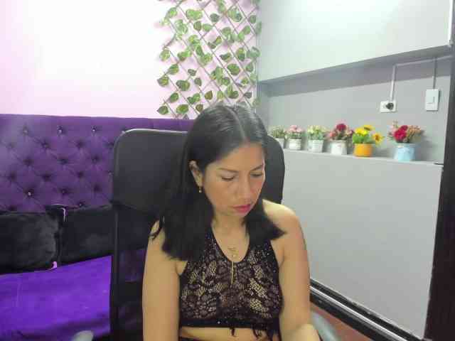 MeganCollinss webcam