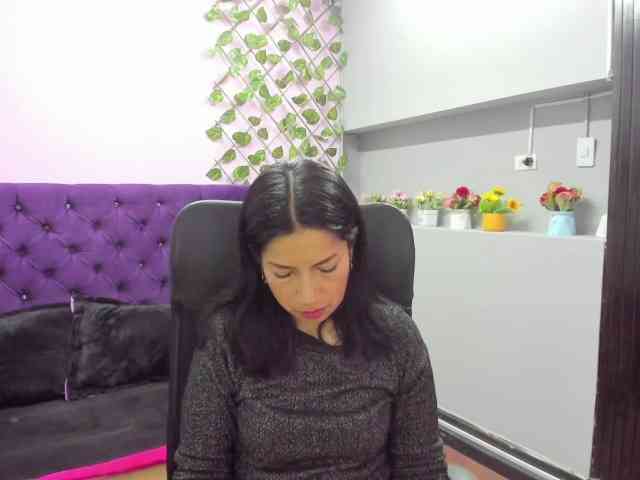 MeganCollinss webcam