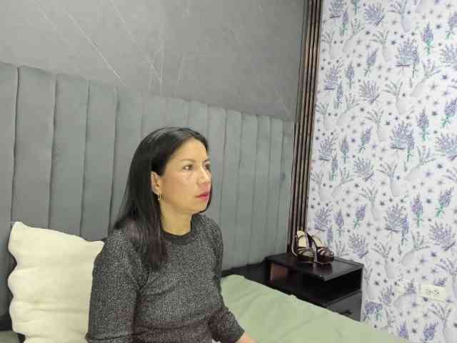 MeganCollinss webcam