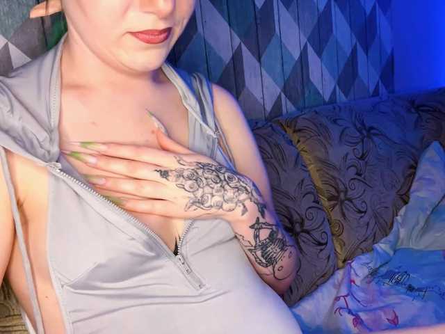 JoieMathews's BongaCams show and profile