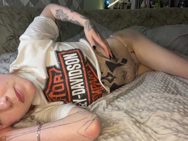 JoieMathews's BongaCams show and profile