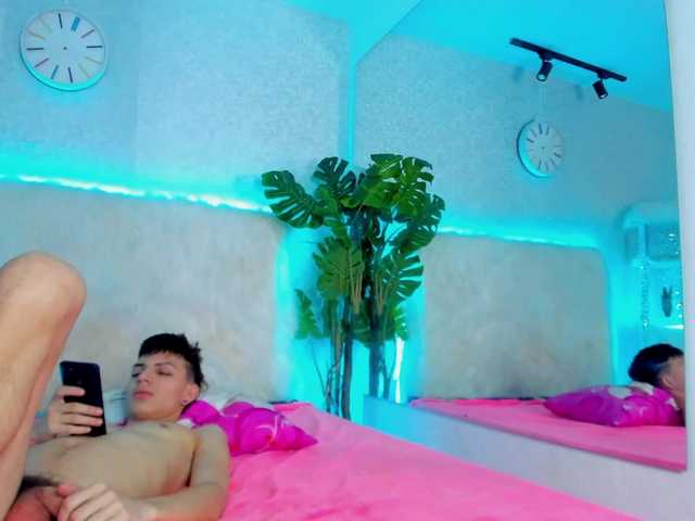 3loverlive1's BongaCams show and profile