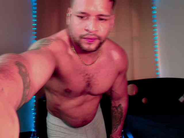 LucasGaeel LucasGaeel