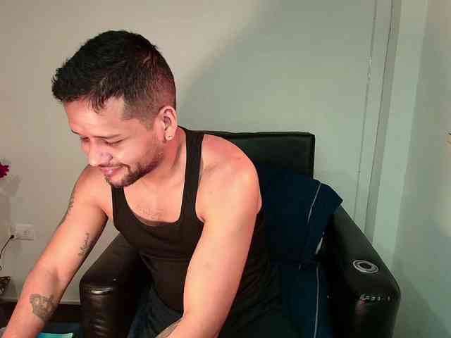 LucasGaeel LucasGaeel