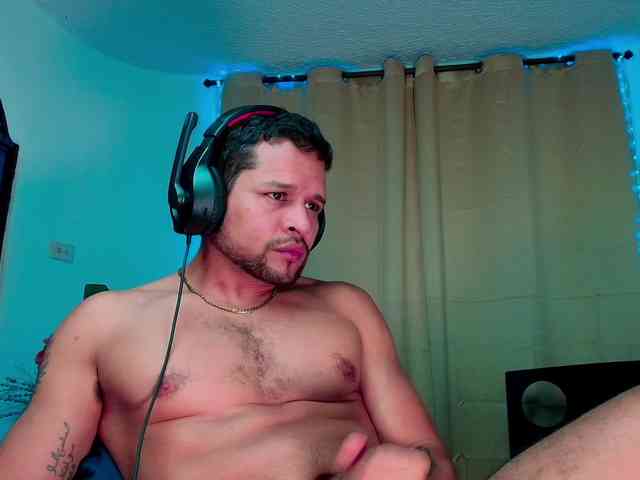 LucasGaeel LucasGaeel