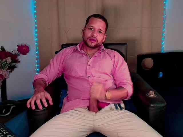 LucasGaeel LucasGaeel