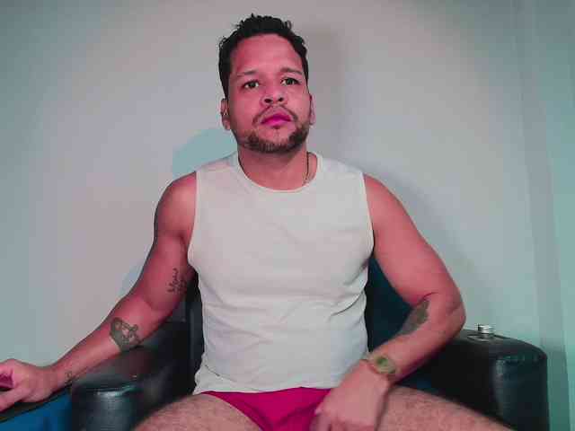 LucasGaeel LucasGaeel