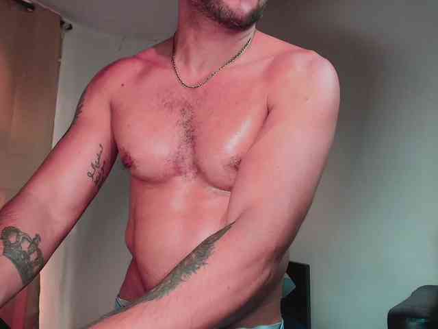 LucasGaeel LucasGaeel