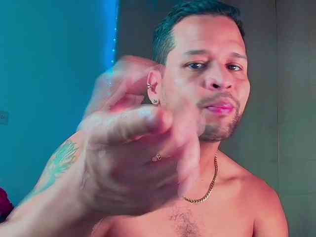 LucasGaeel LucasGaeel