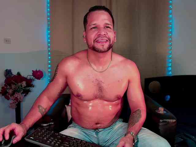 LucasGaeel LucasGaeel