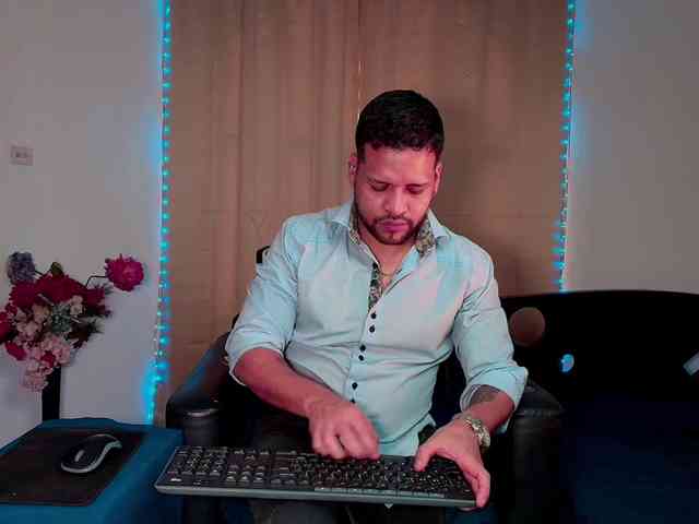 LucasGaeel LucasGaeel