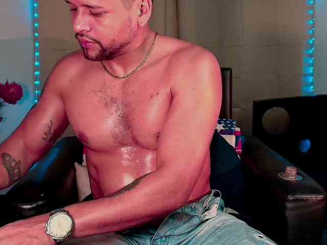 LucasGaeel LucasGaeel