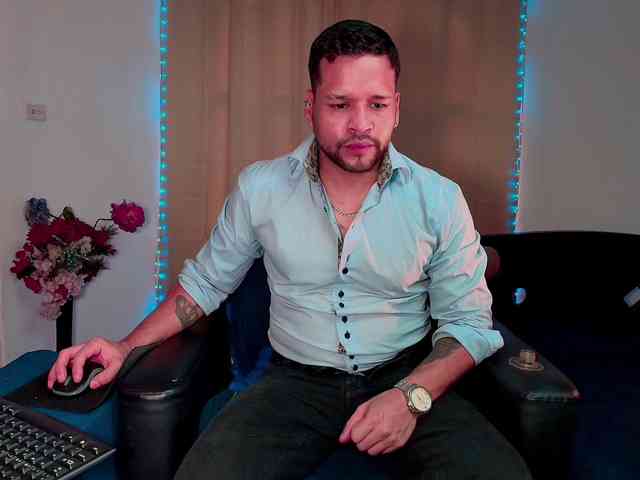 LucasGaeel LucasGaeel