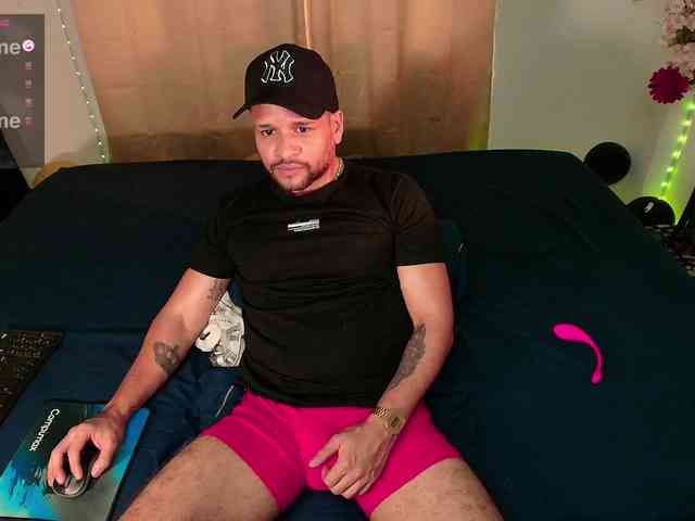 LucasGaeel LucasGaeel