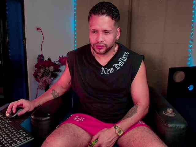 LucasGaeel LucasGaeel