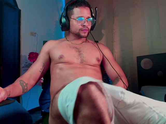 LucasGaeel LucasGaeel