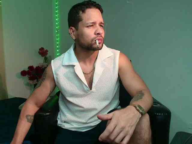 LucasGaeel LucasGaeel