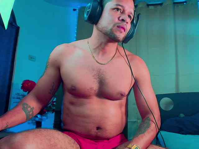 LucasGaeel LucasGaeel