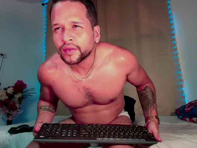 LucasGaeel LucasGaeel