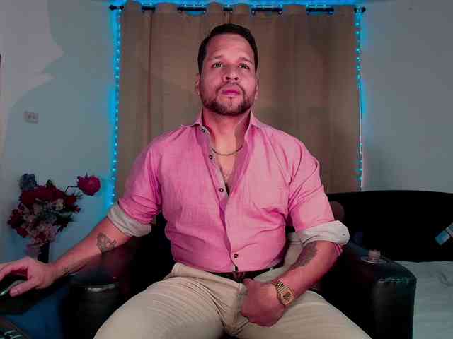 LucasGaeel LucasGaeel