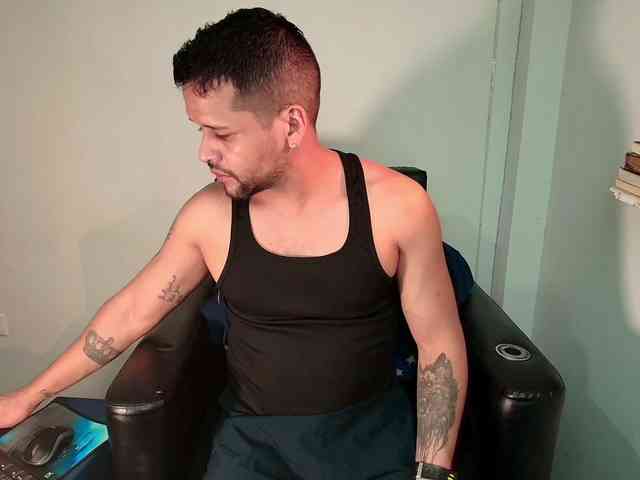 LucasGaeel LucasGaeel