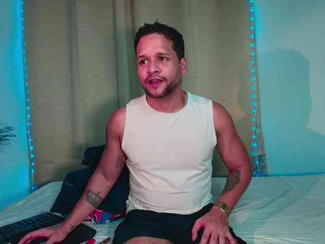 LucasGaeel LucasGaeel