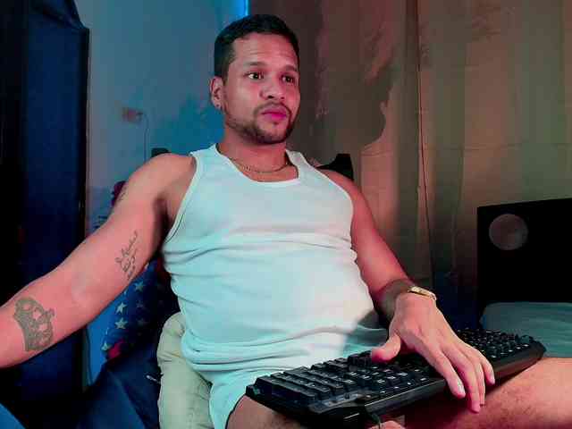 LucasGaeel LucasGaeel