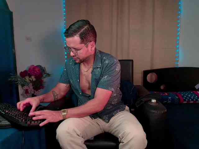 LucasGaeel LucasGaeel