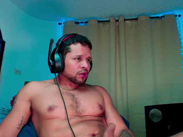 LucasGaeel LucasGaeel