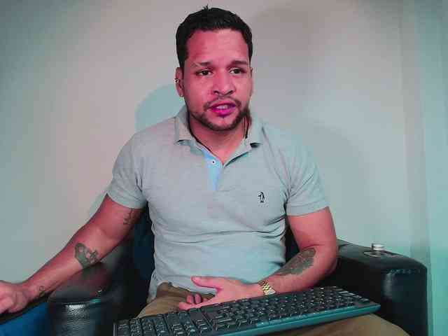 LucasGaeel LucasGaeel