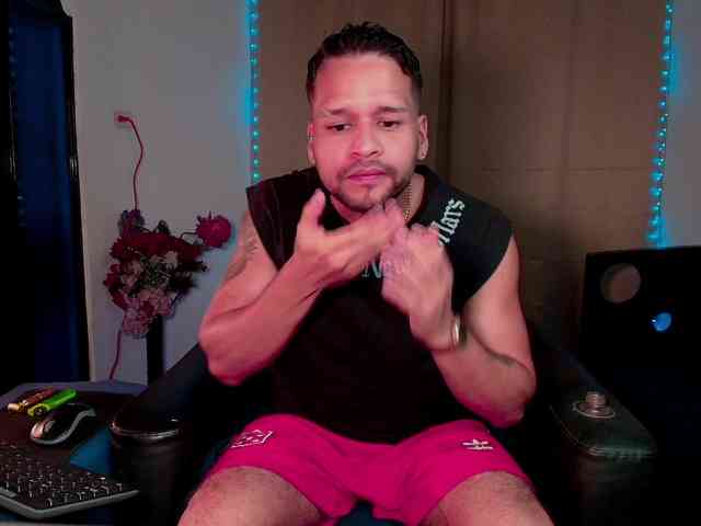 LucasGaeel LucasGaeel