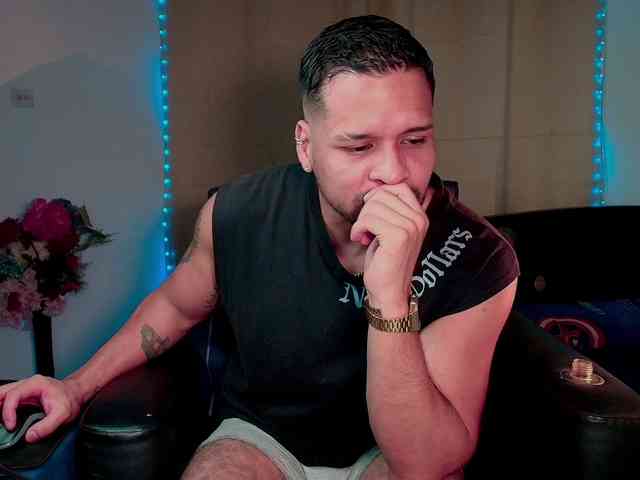 LucasGaeel LucasGaeel