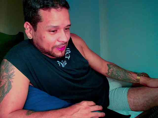 LucasGaeel LucasGaeel