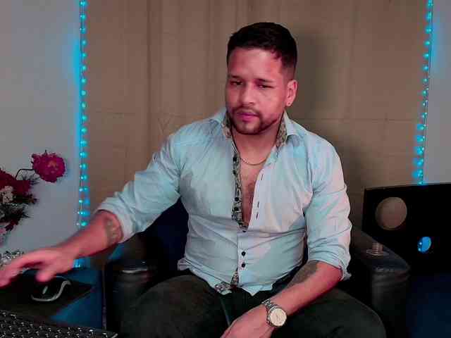 LucasGaeel LucasGaeel