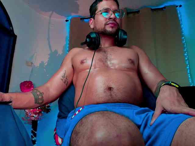 LucasGaeel LucasGaeel