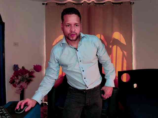 LucasGaeel LucasGaeel