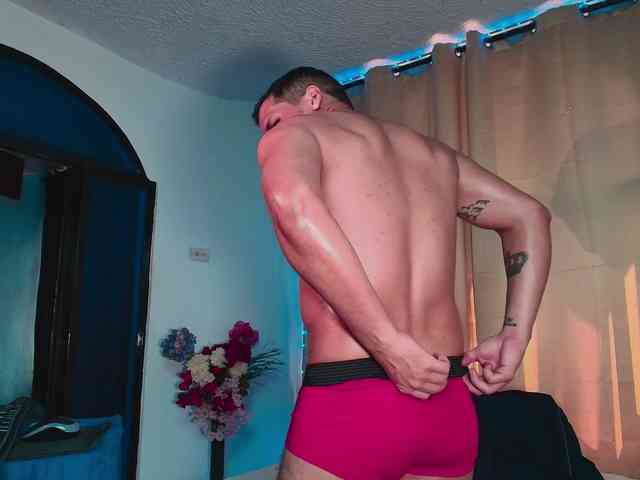 LucasGaeel LucasGaeel