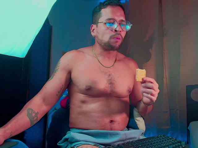 LucasGaeel LucasGaeel