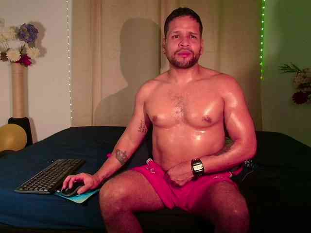 LucasGaeel LucasGaeel