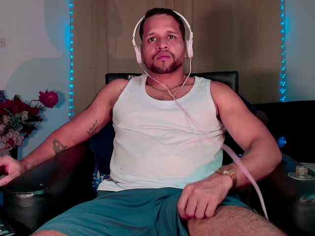 LucasGaeel LucasGaeel