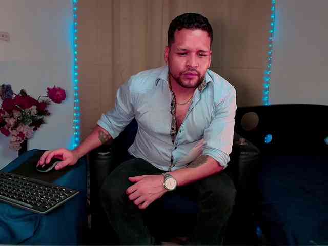 LucasGaeel LucasGaeel