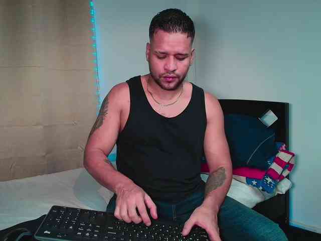 LucasGaeel LucasGaeel