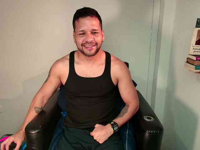 LucasGaeel LucasGaeel