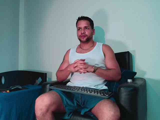 LucasGaeel LucasGaeel