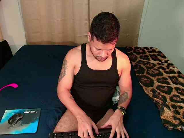 LucasGaeel LucasGaeel